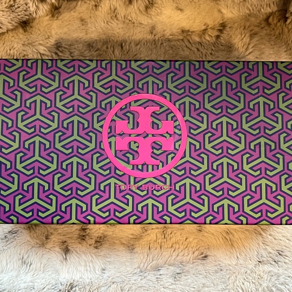 Tory Burch Wedge Ivory Micro Dot Flip Flop with box - Picture 9 of 10